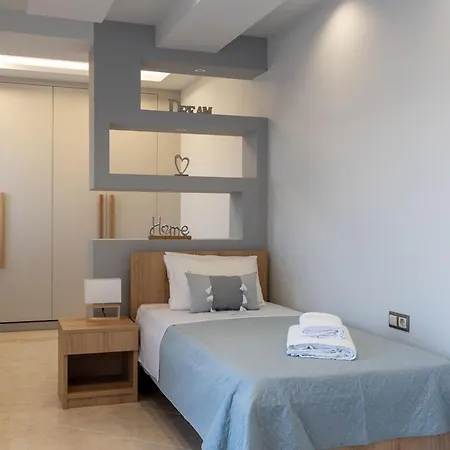 Marie Nicol Private Pool 3 Bedrooms *